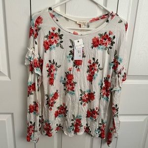 Ultra Flirt Floral Long Sleeve NWT